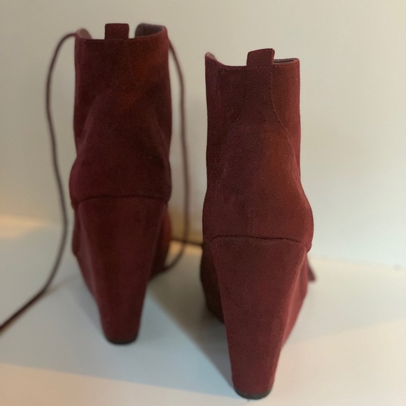 Burgundy Platform Boots - Picture 4 of 6